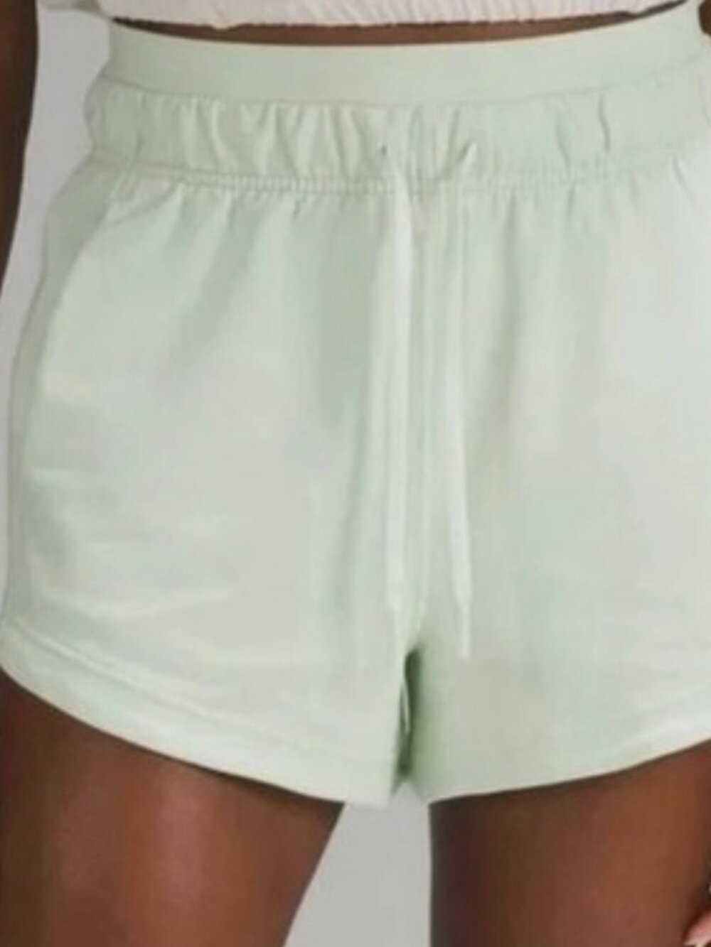 Lululemon Women's Ruched Drawstring Inner Glow Shorts, Lime Green, Size 4